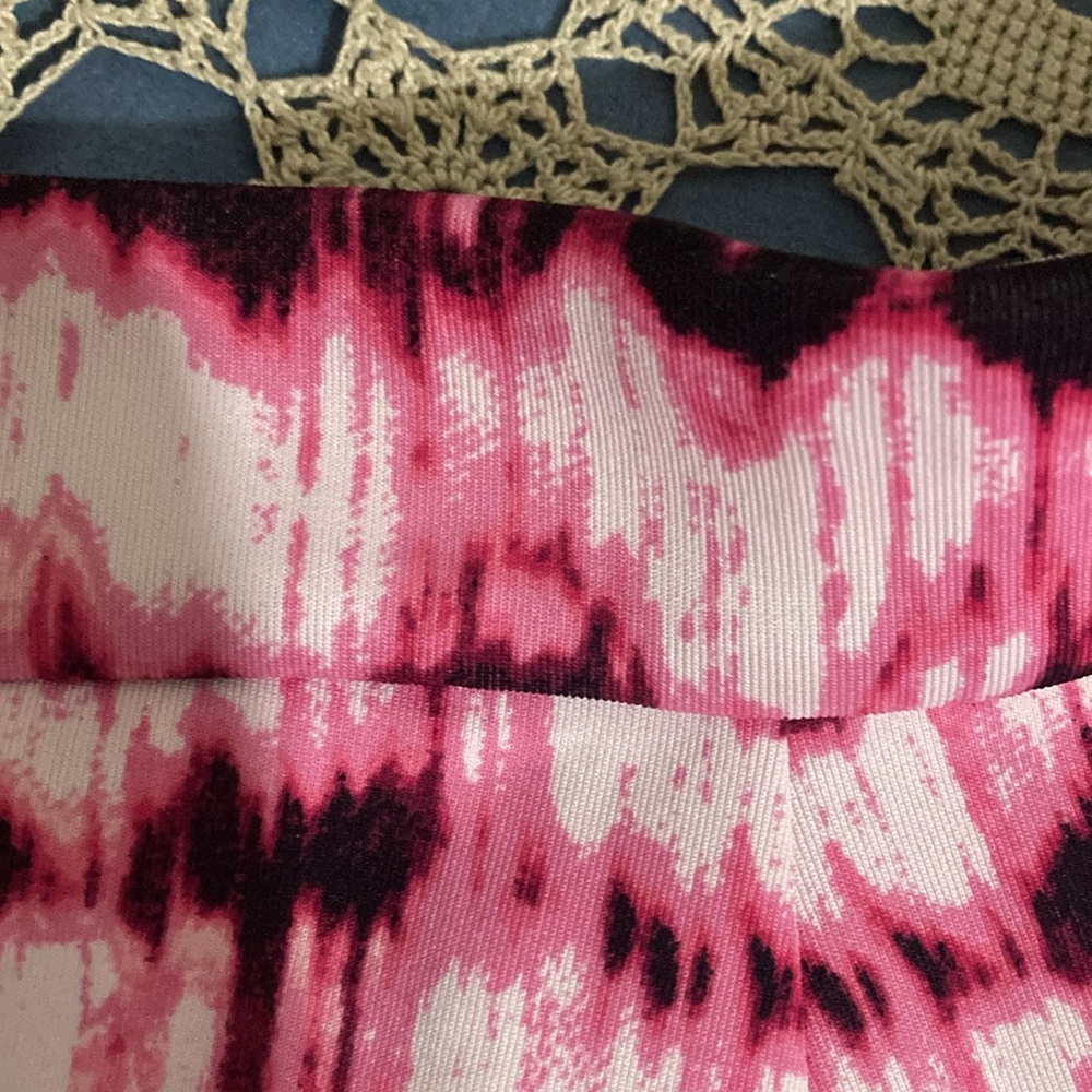 Decree Two-Piece Set - Picture 10 of 10